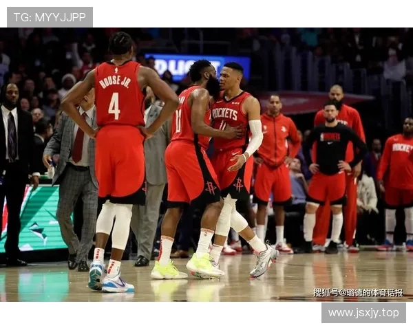 格雷夫怒斥足协拒为其购买直飞航班 直言无法前往国家队报道